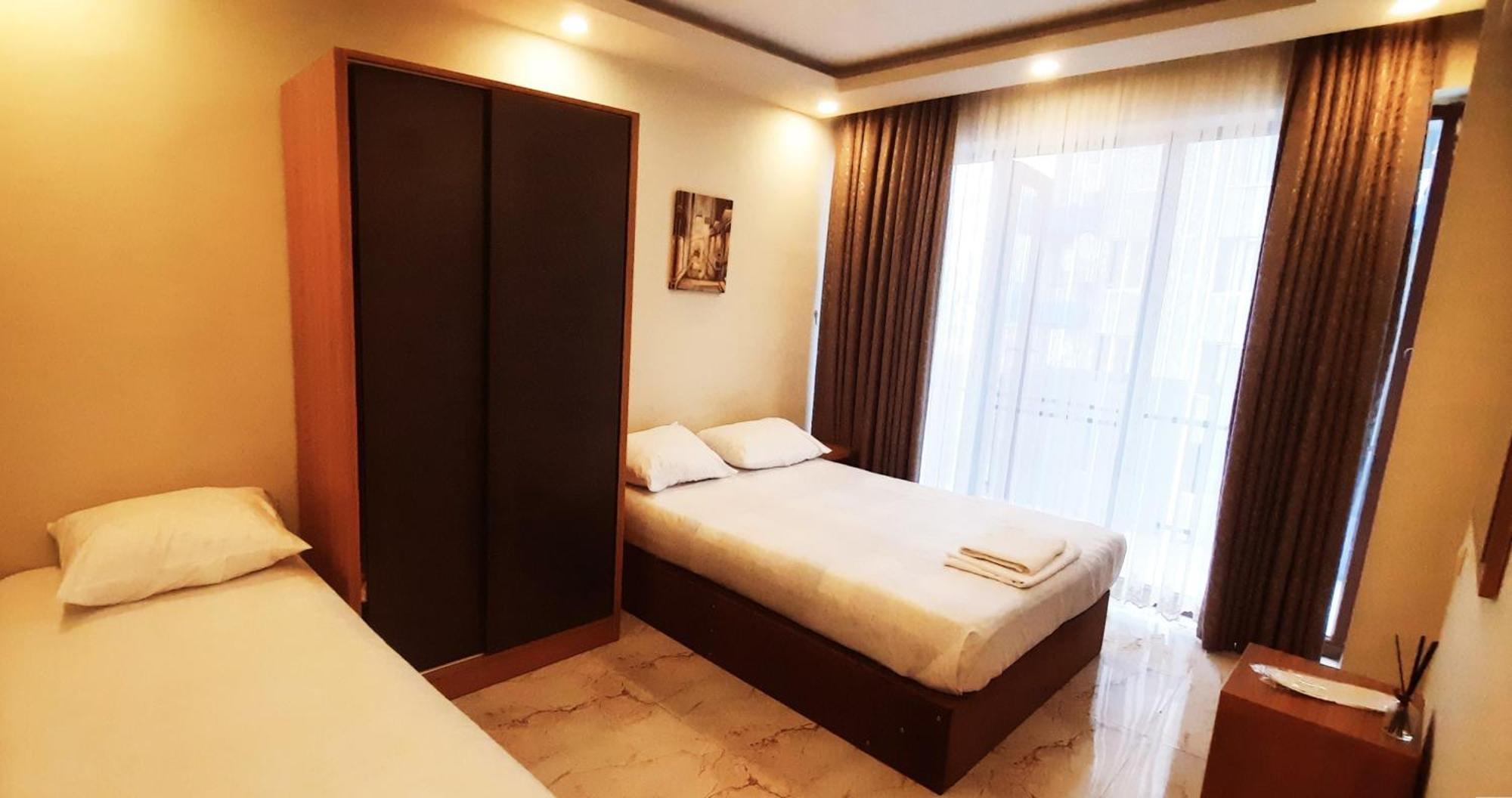 Selazir Apart Hotel Batumi Eksteriør bilde